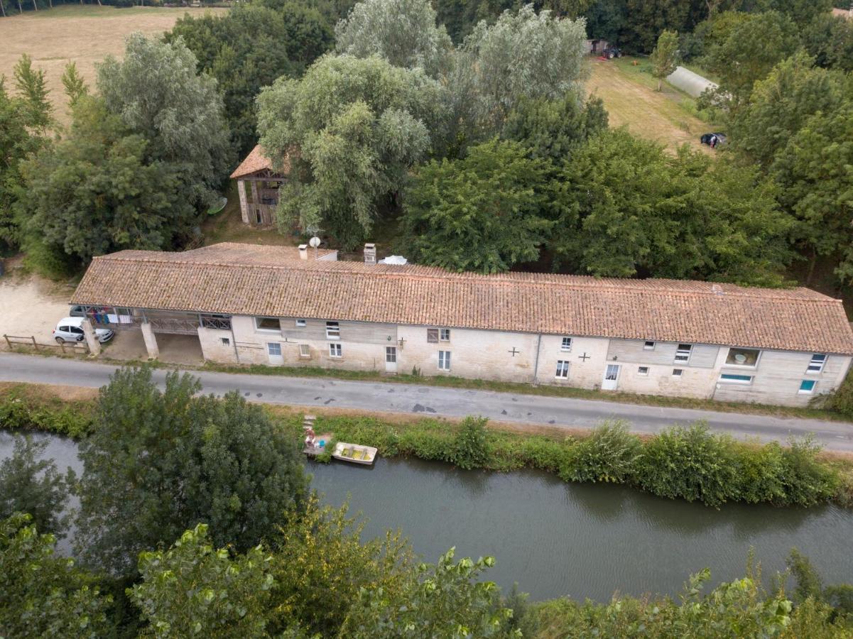 Relais de la Venise verte Coulon Exterior foto